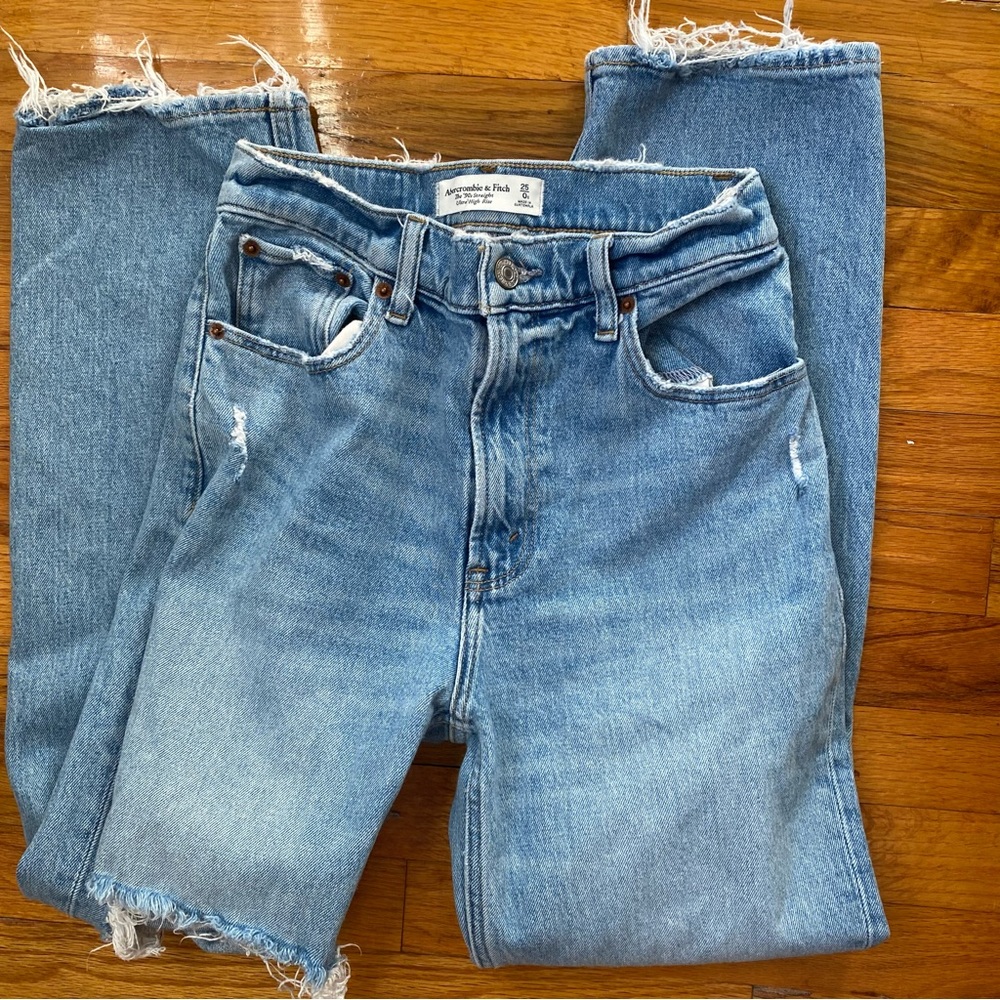 Abercrombie & Fitch |The ‘90s Straight | Ultra High Rise| 25 | 0 | Short